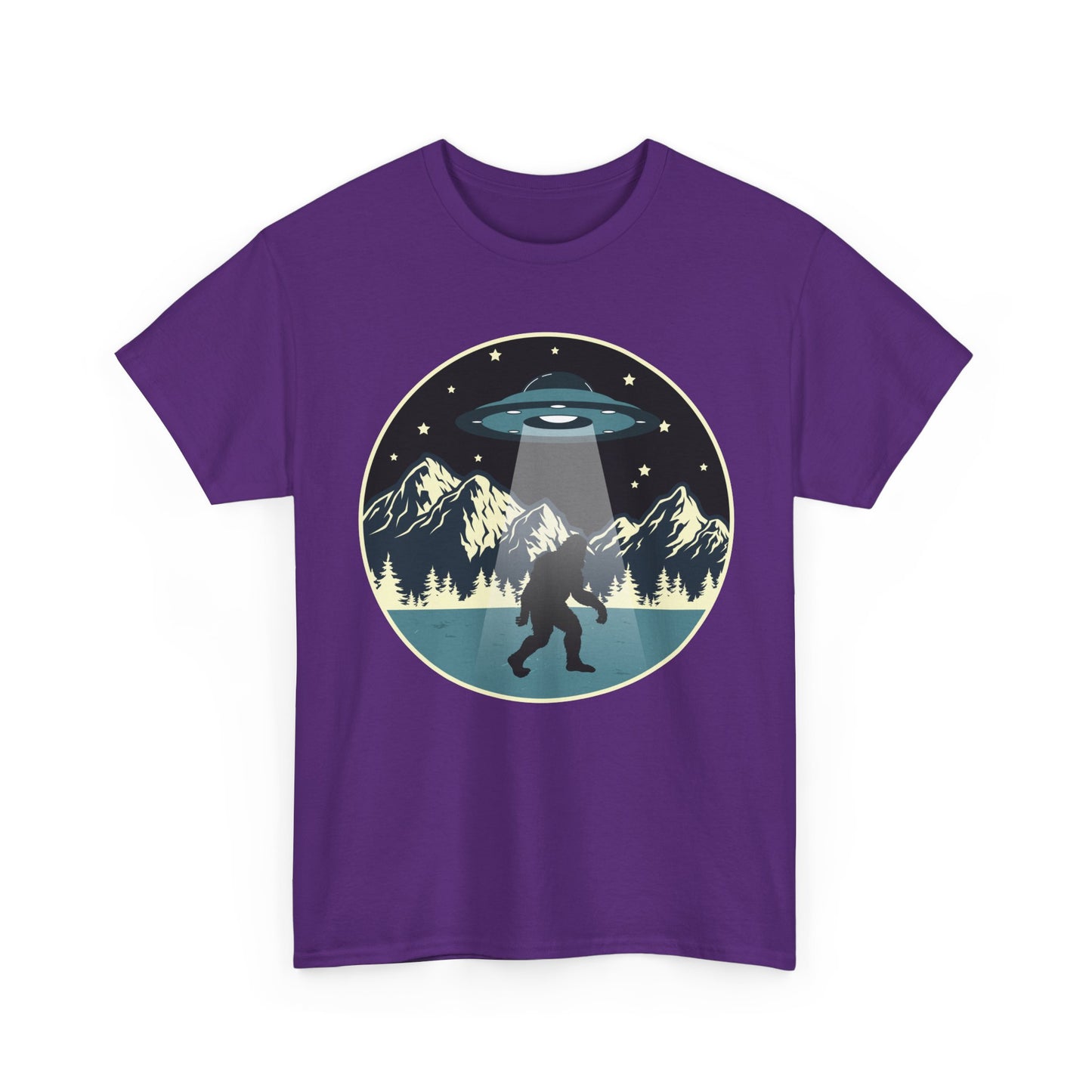 Bigfoot Shirt Bigfoot Abduction, Sasquatch Alien Space Lovers Gifts Shirt