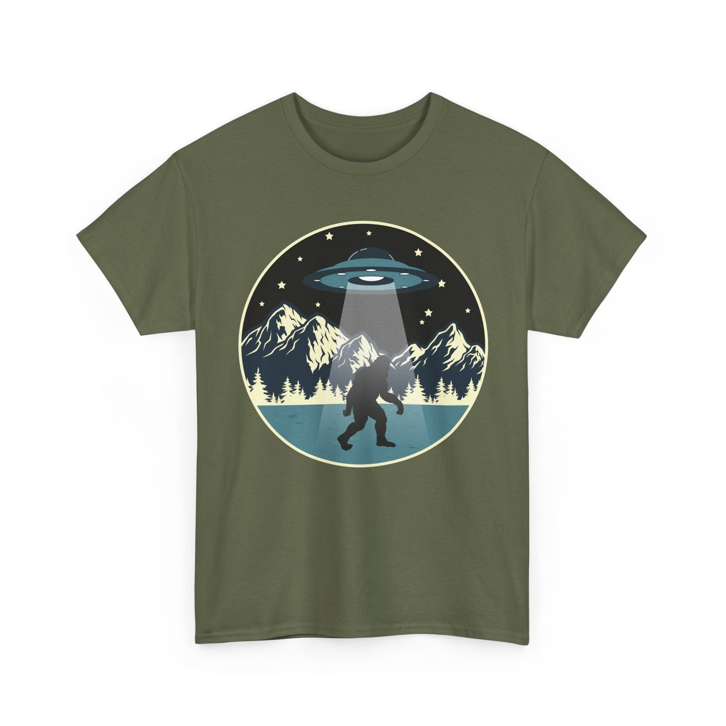 Bigfoot Shirt Bigfoot Abduction, Sasquatch Alien Space Lovers Gifts Shirt