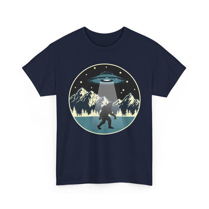 Bigfoot Shirt Bigfoot Abduction, Sasquatch Alien Space Lovers Gifts Shirt