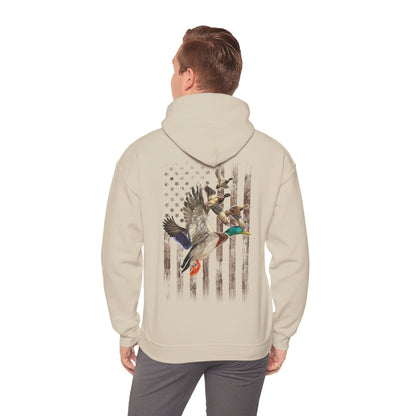 Duck Hunting Lovers Gift Hoodie, Duck Hunter American Flag Waterfowl Hunting Camouflage Men Pullover Hoodie
