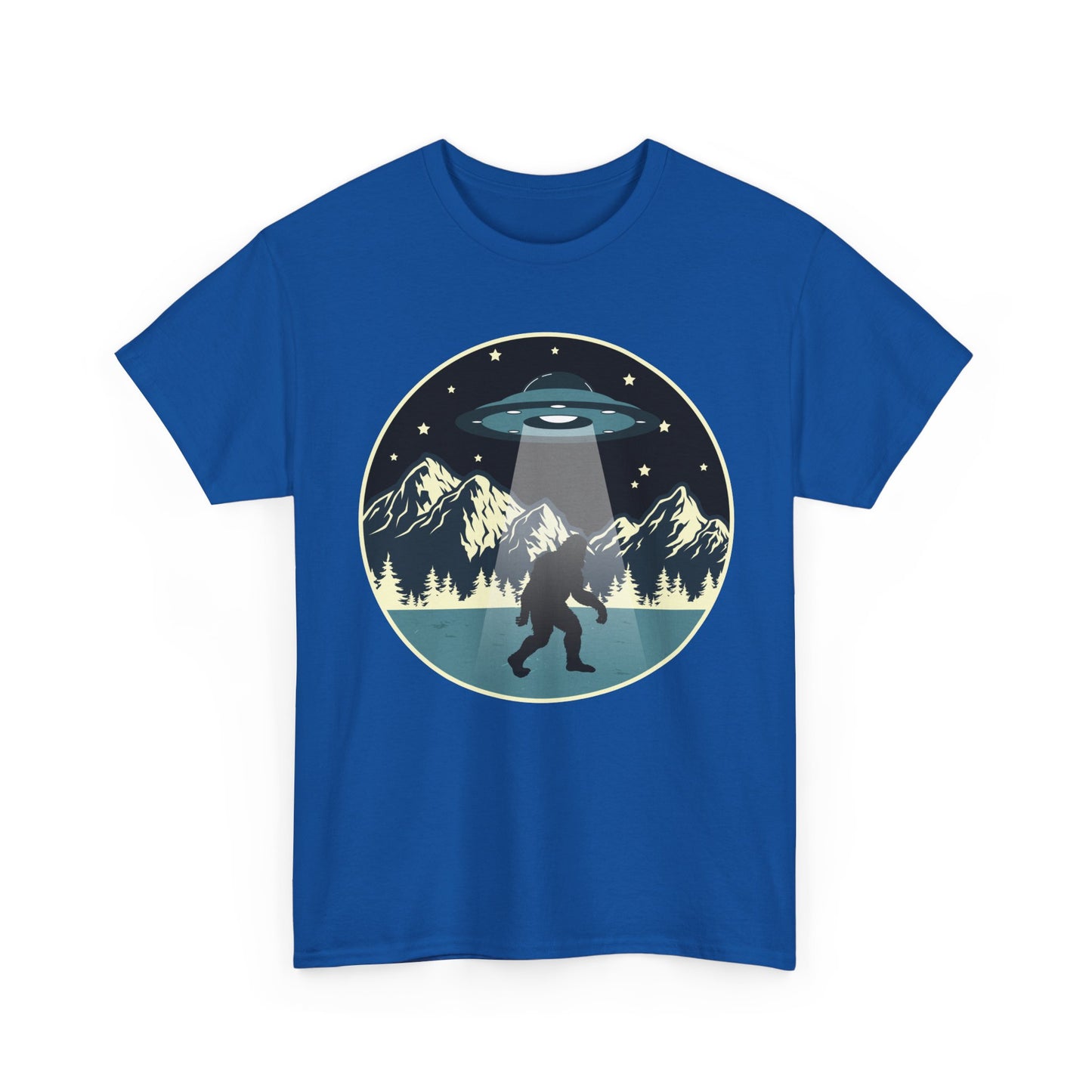 Bigfoot Shirt Bigfoot Abduction, Sasquatch Alien Space Lovers Gifts Shirt