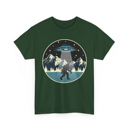 Bigfoot Shirt Bigfoot Abduction, Sasquatch Alien Space Lovers Gifts Shirt