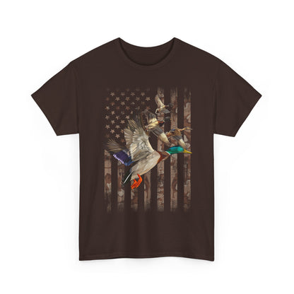 Duck Hunting Lovers Gift Shirt, Duck Hunter American Flag Waterfowl Hunting Camouflage Men T-Shirt
