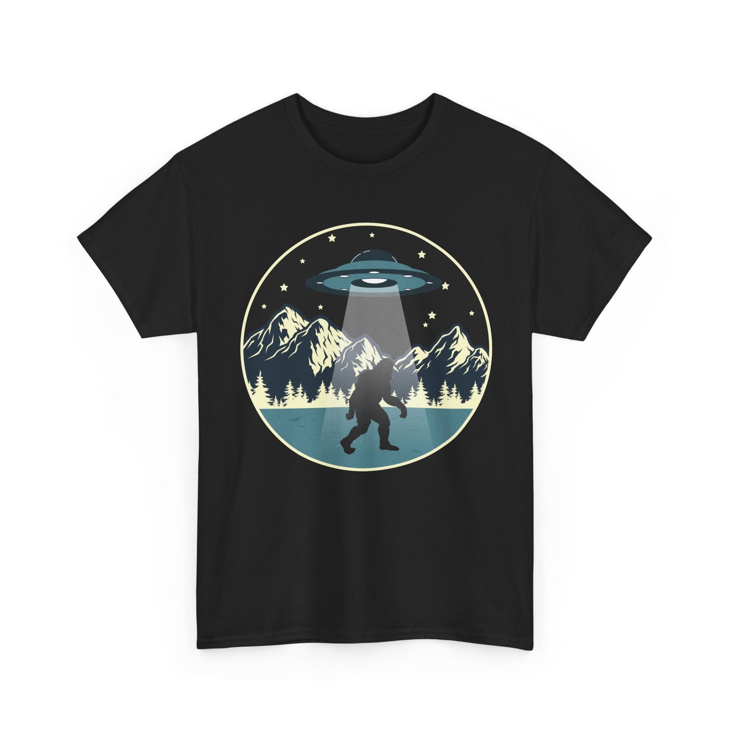 Bigfoot Shirt Bigfoot Abduction, Sasquatch Alien Space Lovers Gifts Shirt