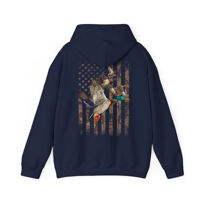 Duck Hunting Lovers Gift Hoodie, Duck Hunter American Flag Waterfowl Hunting Camouflage Men Pullover Hoodie